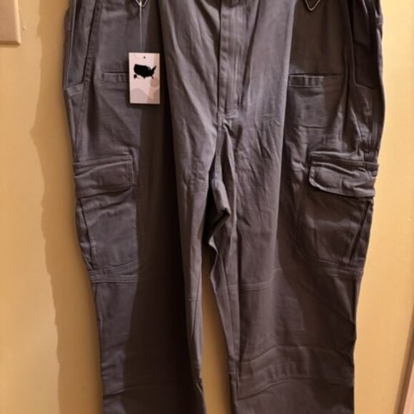 MENS: NO BRAND: SIZE 40X32 CARGO PANTS: NWT - Picture 1 of 11